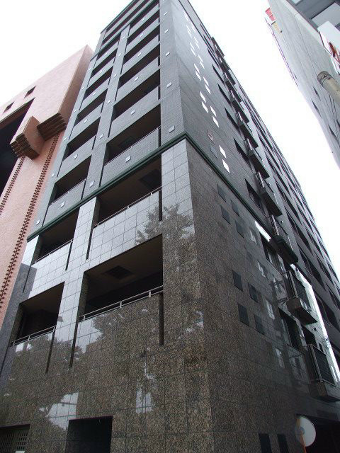 建物外観　駅徒歩3分