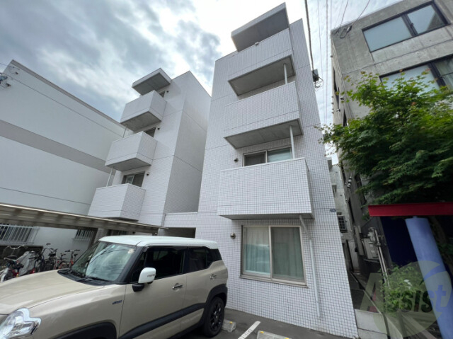 建物外観　札幌市中央区南６条西「レデール西１８丁目」