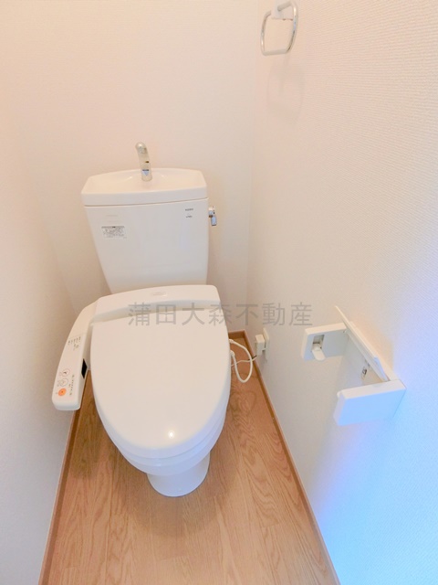 トイレ　温水洗浄便座