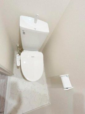トイレ　コンパクトで使いやすいトイレです