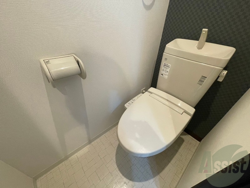 トイレ　トイレです。ウォシュレット付を探している方、おすすめです。