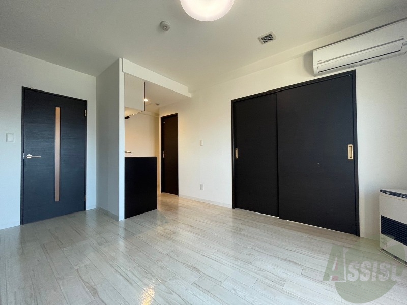 居室・リビング　広くてキレイなお部屋が広がっていて、充実した生活が送れそう。