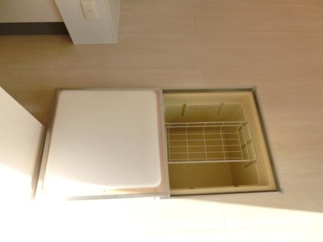 収納　床下収納