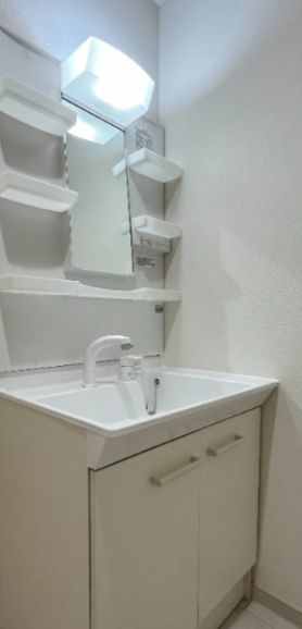 洗面設備　忙しい朝には欠かせない洗面所です