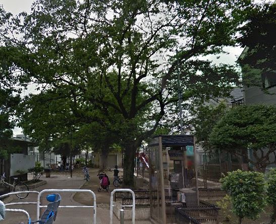 公園　本村公園（公園）まで667m