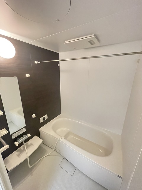 バス・シャワールーム　別部屋参考写真です