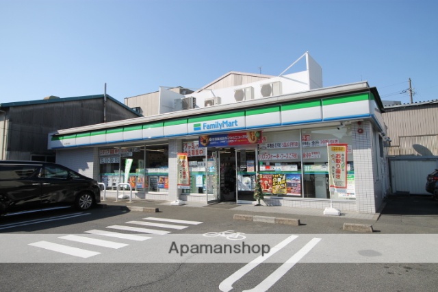 コンビニ　ファミリーマート中川押元町店（コンビニ）まで622m