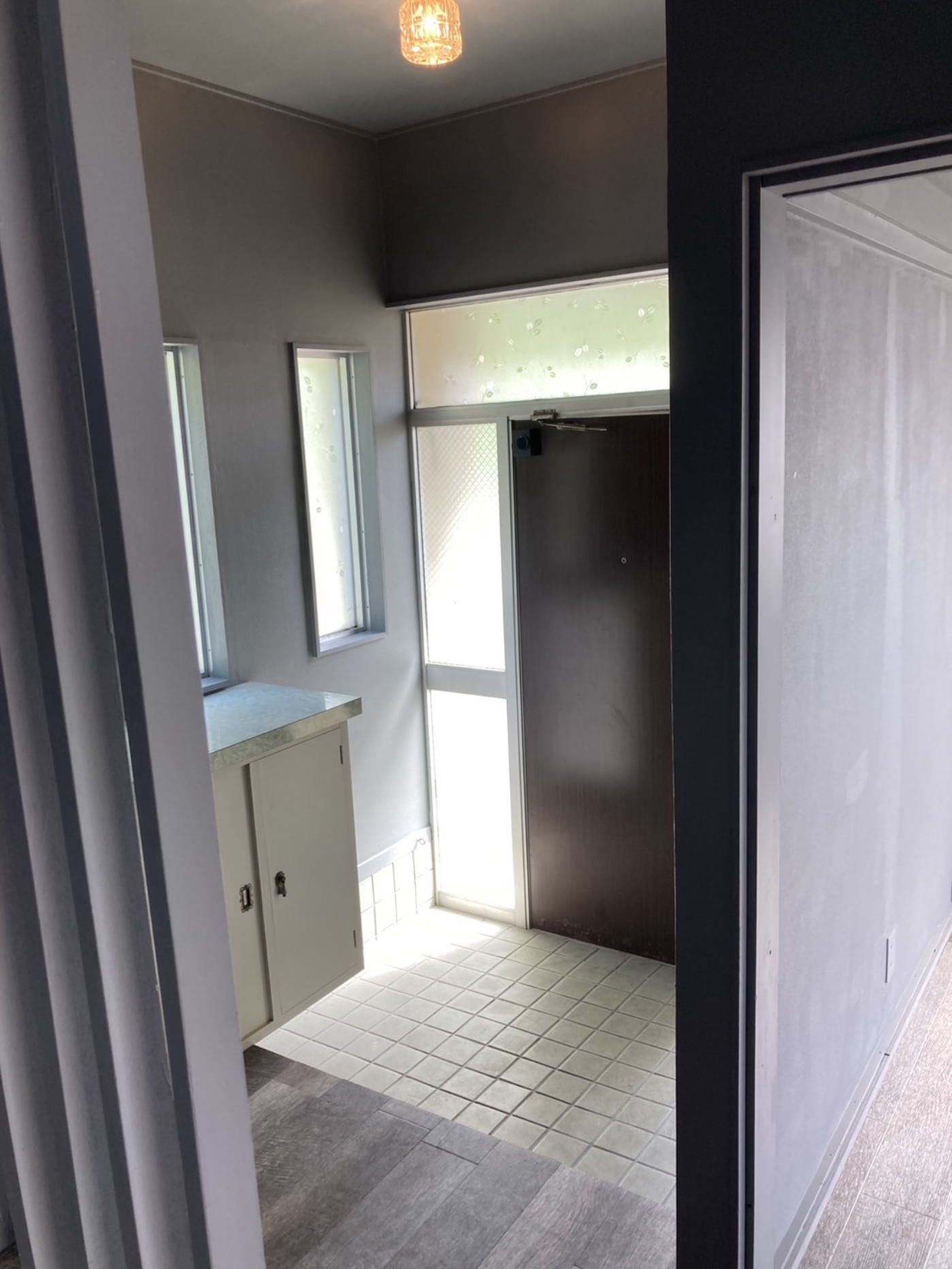園部戸建ての玄関写真