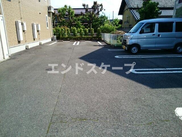 駐車場　高崎、前橋のお部屋探しはエンドスケープまで！お客様の理想お聞