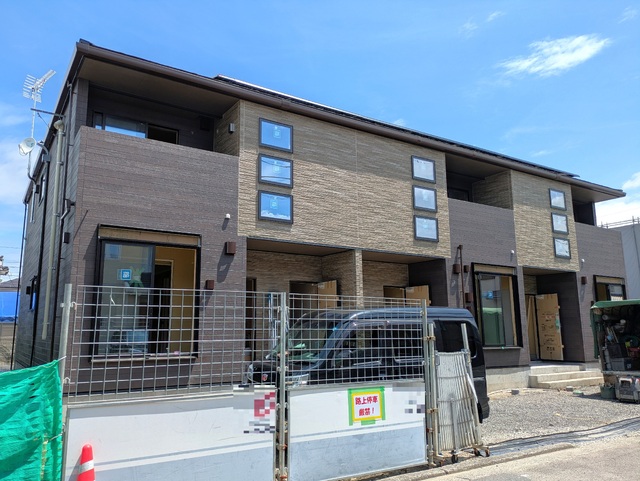 建物外観　建築中