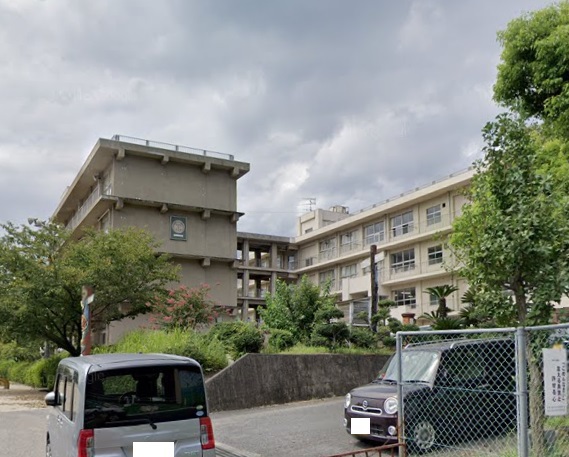 小学校　長浜小学校（小学校）まで2501m