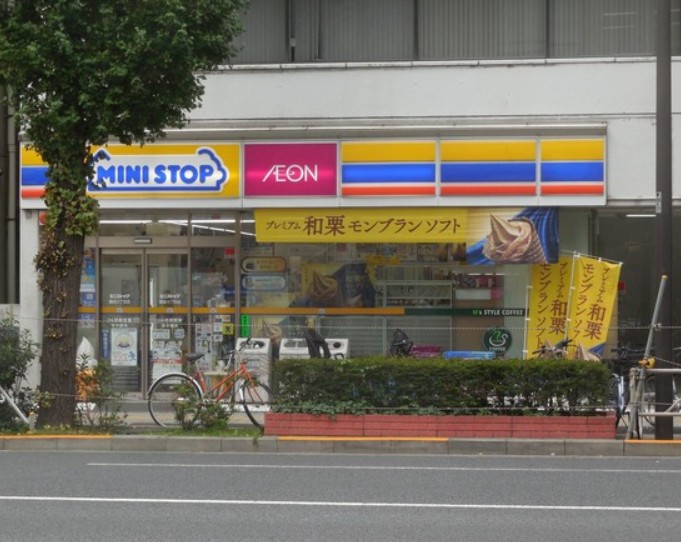 コンビニ　ミニストップ 蔵前3丁目店（コンビニ）まで244m