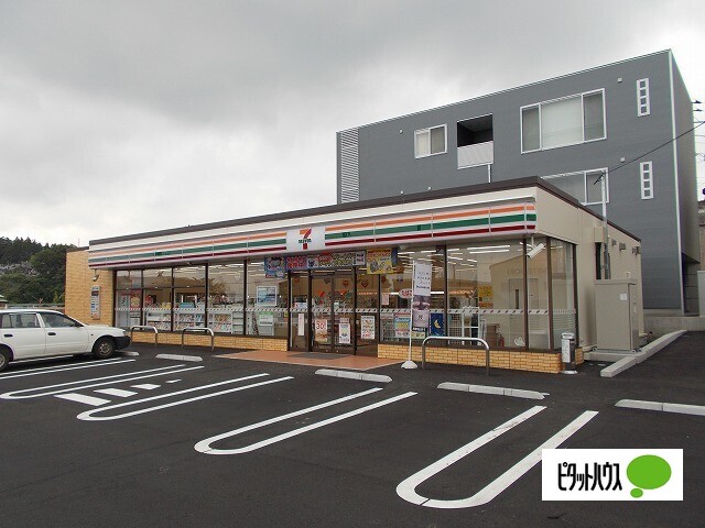 コンビニ　セブンイレブン富士市鷹岡本町店（コンビニ）まで490m