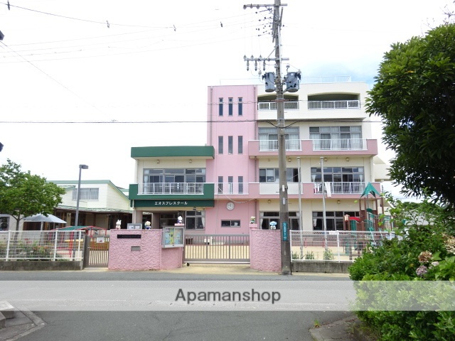 幼稚園・保育園　エオスプレスクール（幼稚園・保育園）まで306m
