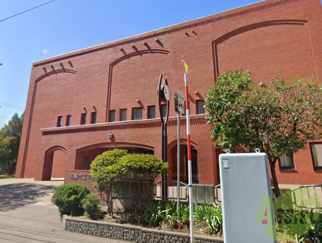 中学校　中島中学校（中学校）まで1700m
