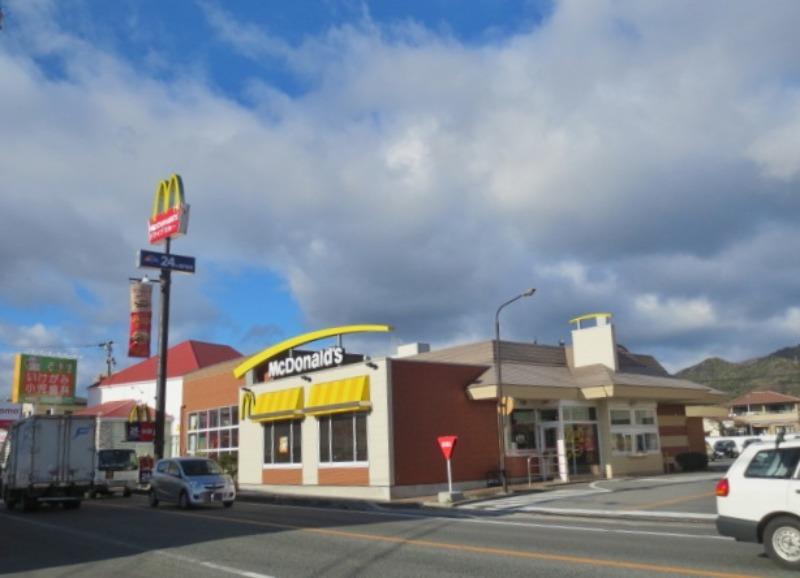 飲食店　マクドナルド 東広島店（飲食店）まで793m
