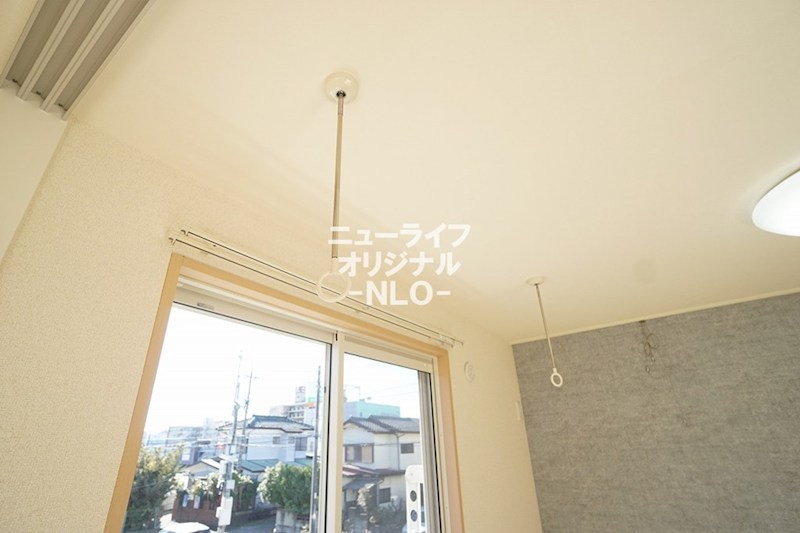 その他　ホスクリーン(室内物干し)付！