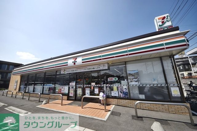 コンビニ　セブンイレブン草加西町保健所通り店（コンビニ）まで231m