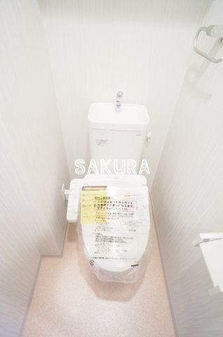 トイレ　嬉しい温水洗浄便座♪