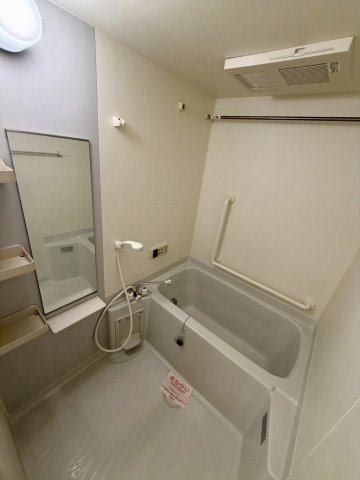 バス・シャワールーム　きれいなお風呂です