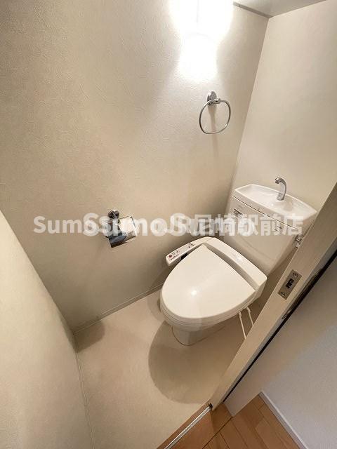 トイレ　落ち着いたトイレです