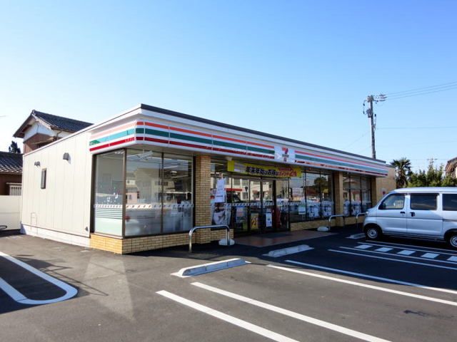 コンビニ　セブンイレブン 西尾平坂町店（コンビニ）まで1200m