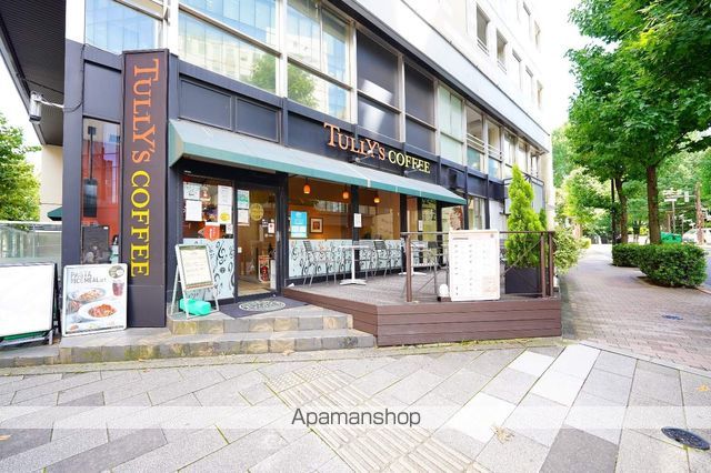 飲食店　タリーズコーヒー新宿御苑駅前店（飲食店）まで240m
