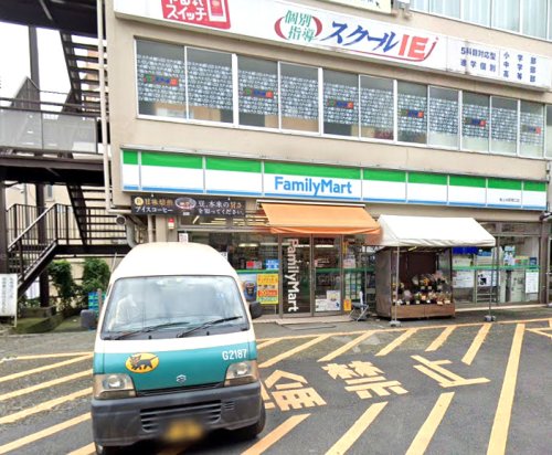 コンビニ　ファミリーマート 桜上水駅南口店（コンビニ）まで107m