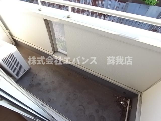 バルコニー　お洗濯にも便利なバルコニー付き