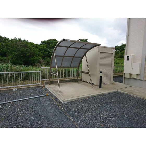 駐車場　駐輪場