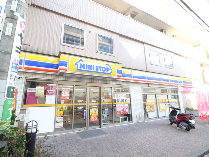 コンビニ　ミニストップ 新栄町店（コンビニ）まで48m