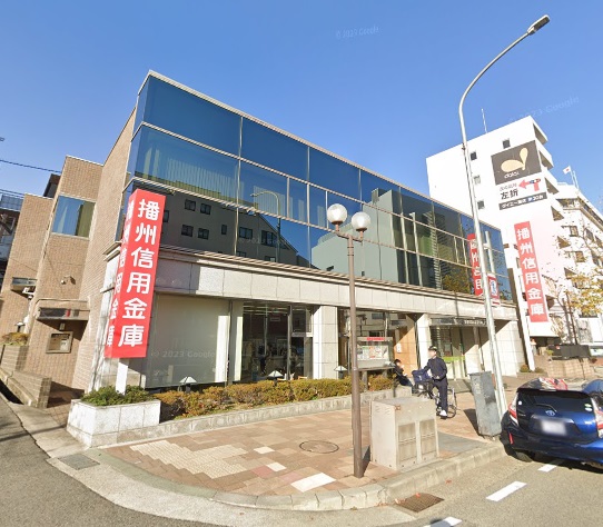 銀行　播州信用金庫灘支店（銀行）まで374m