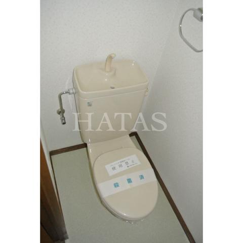 トイレ　同物件別部屋です