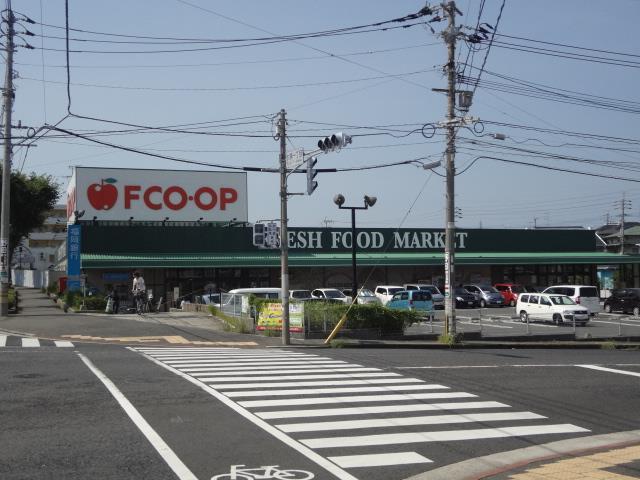 スーパー　エフコープ生活協同組合／折尾店（スーパー）まで267m