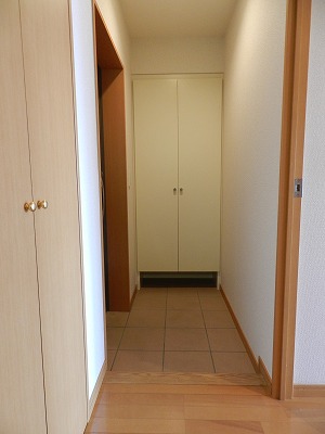 玄関　※別室参考写真