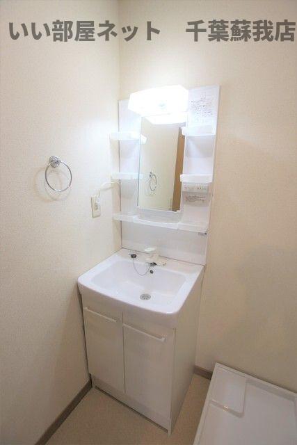 洗面設備　忙しい朝には欠かせない洗面所です