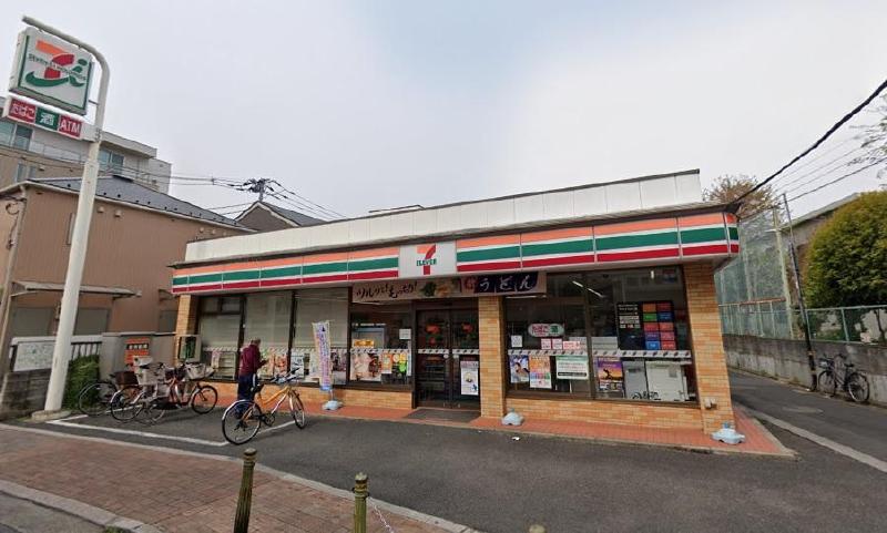 コンビニ　セブンイレブン（コンビニ）まで400m