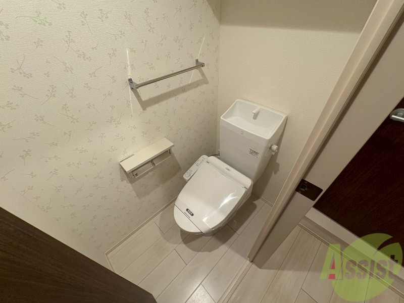 トイレ　トイレです。ウォシュレット付を探している方、おすすめです。