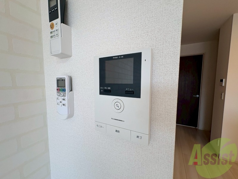 セキュリティ　ＴＶモニター付インターホンです。来客者の顔が見えるので安心！