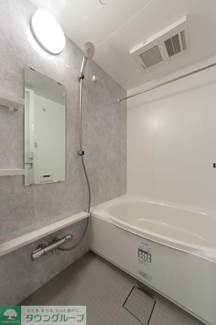 バス・シャワールーム　※写真は同タイプ住戸です。