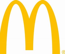 飲食店　マクドナルド OAPタワー店（飲食店）まで1019m