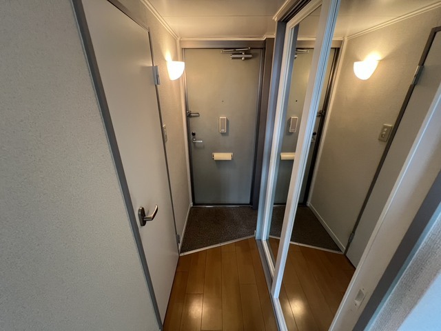 M’sフラッツの玄関写真