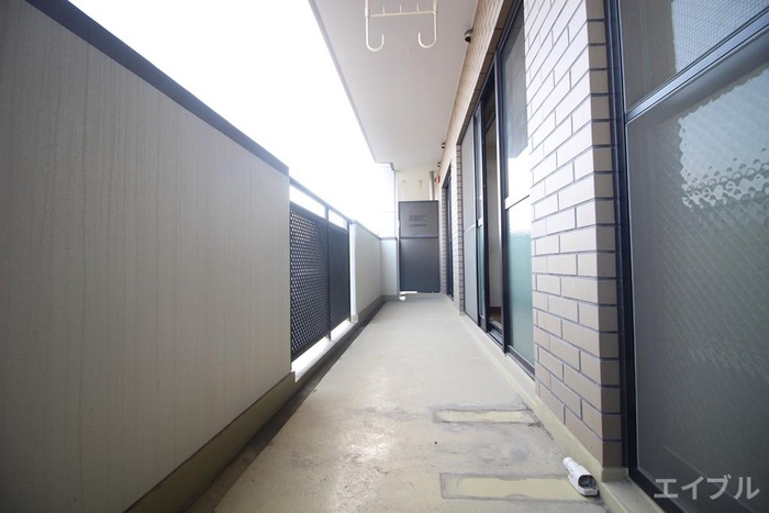 バルコニー　別部屋の写真です