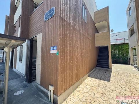 建物外観　外観写真（昼）