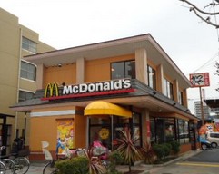 飲食店　マクドナルド １４号瑞江店（飲食店）まで729m