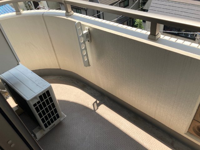 バルコニー　バルコニー