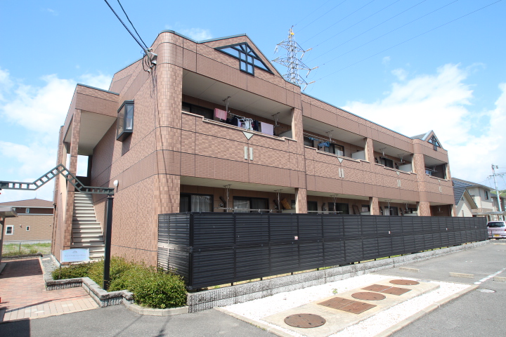 建物外観　Nスタイルホームにお任せ下さい♪