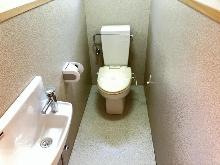 トイレ　清潔感のあるトイレです