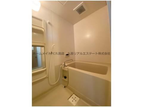 バス・シャワールーム　同建物別号室