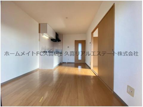 居室・リビング　同建物別号室